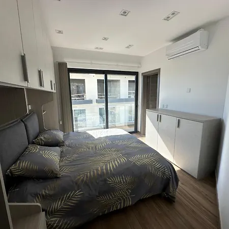 Апартаменты Brand New 2 Bedroom In Hal *