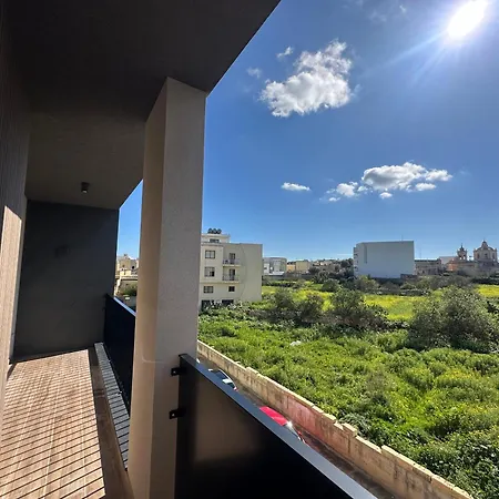 Apartment Brand New 2 Bedroom In Hal *