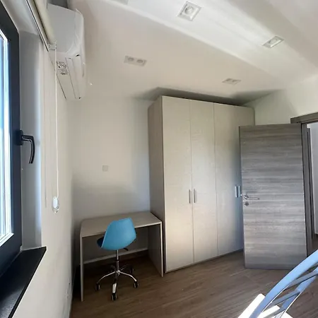 Brand New 2 Bedroom In Hal *