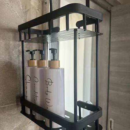 Brand New 2 Bedroom In Hal Апартаменты