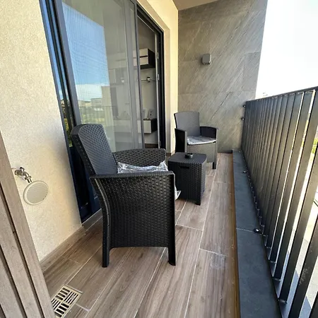 Brand New 2 Bedroom In Hal * Safi