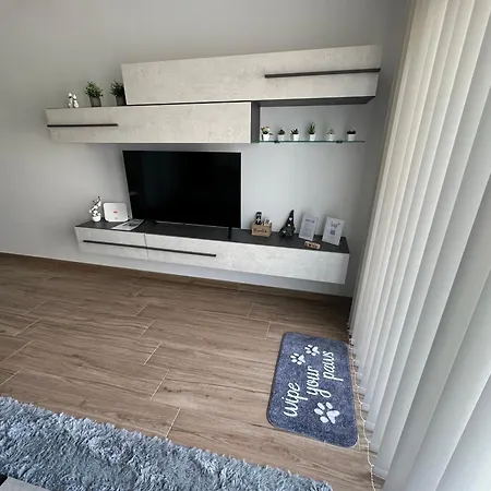 Apartment Brand New 2 Bedroom In Hal Safi