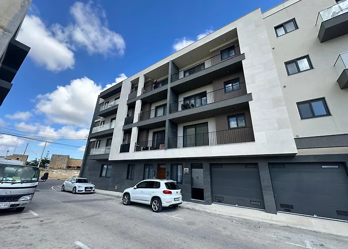 Apartament Brand New 2 Bedroom In Hal Safi