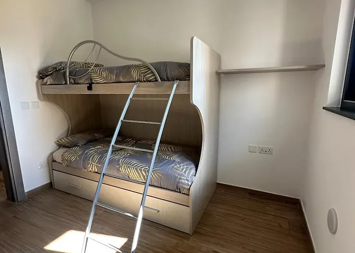 Apartament Brand New 2 Bedroom In Hal *