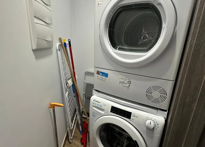 Brand New 2 Bedroom In Hal Apartment Safi